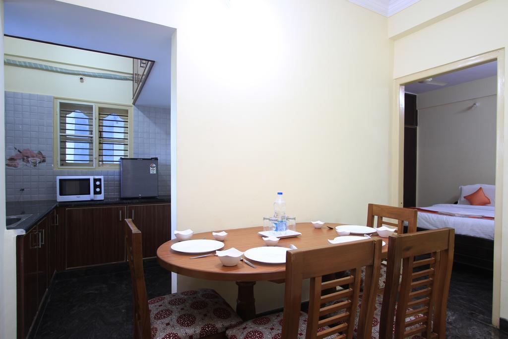 Sr Comfort Bed & Breakfast Yelahanka ภายนอก รูปภาพ