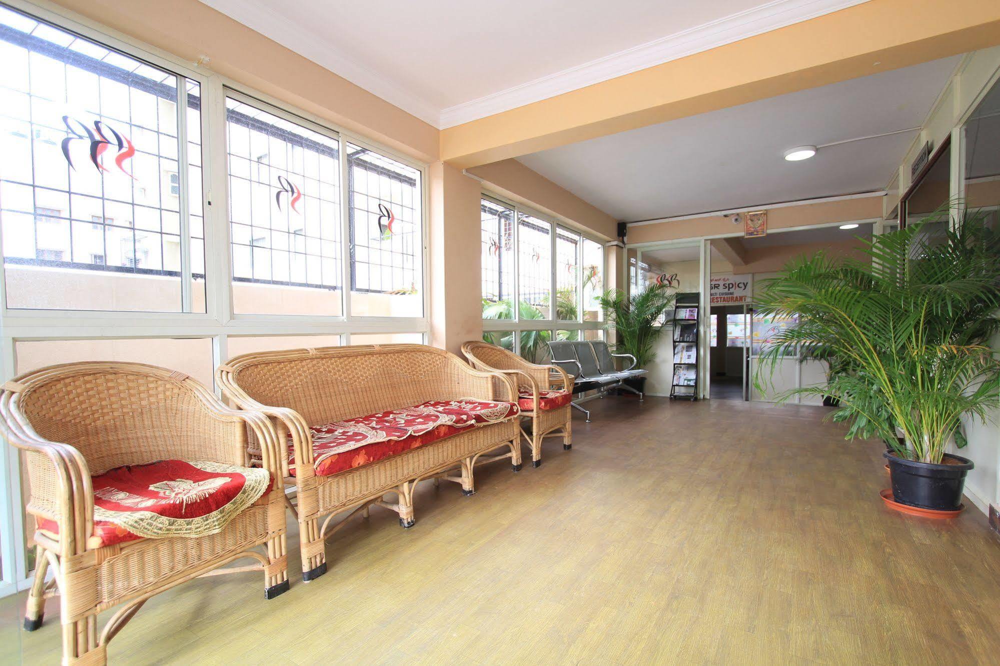 Sr Comfort Bed & Breakfast Yelahanka ภายนอก รูปภาพ